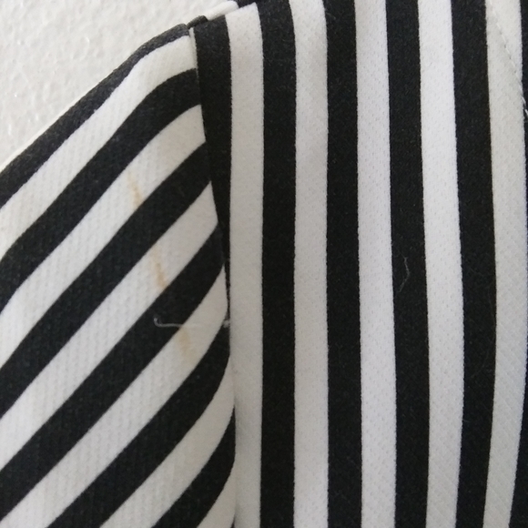 {tl} the letter asymmetrical hi-low striped blouse - Picture 10 of 10